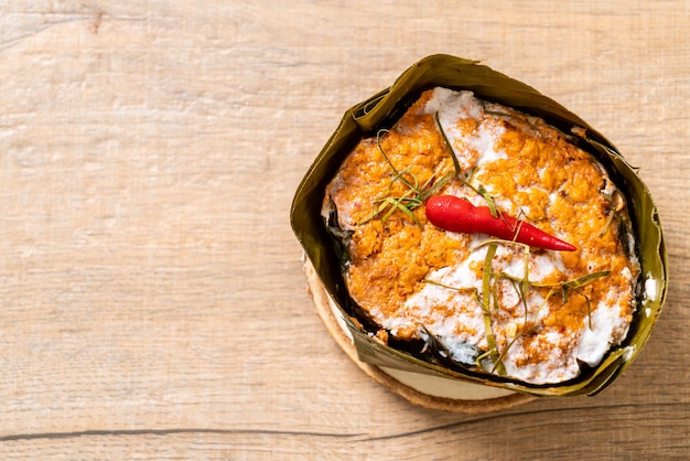 steamed fish with curry paste