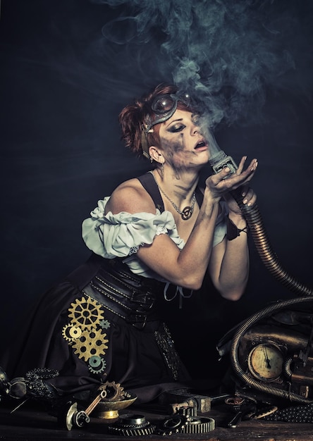 Foto ritratto di ragazza steampunk