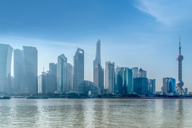 Stedelijk architecturaal landschap in Lujiazui, Shanghai