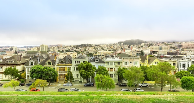 Stedelijke architectuur met skyline in San Francisco