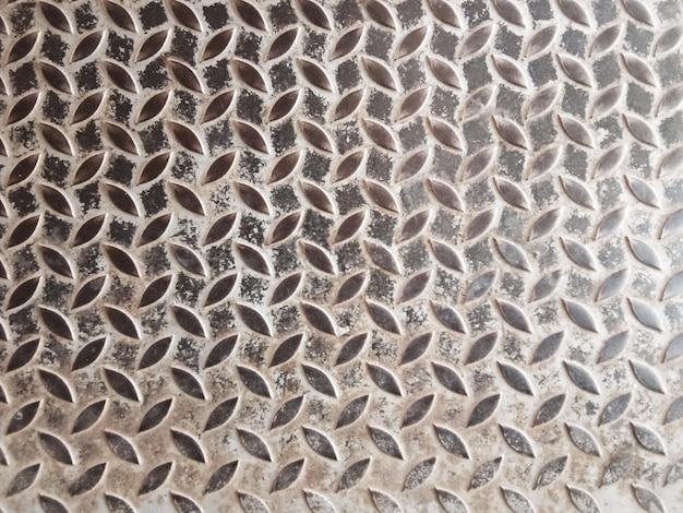Steel floor with embossed patterns
