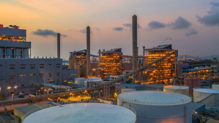 製鉄所、冶金工場、冶金製鋼工場。