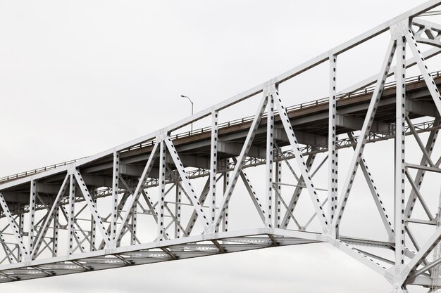 Steel road bridge with support beams