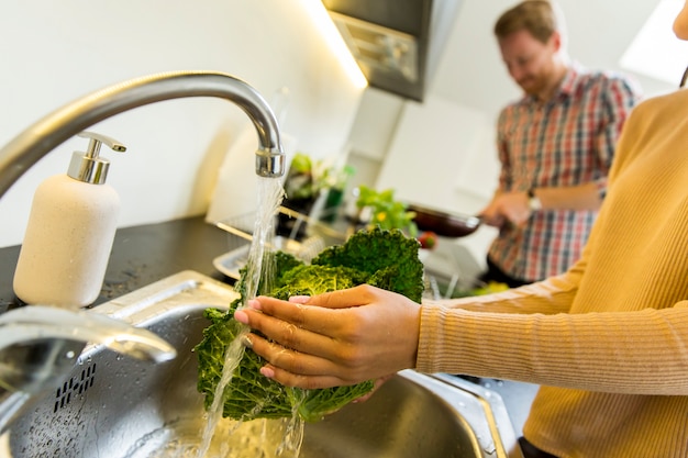 Stel in de keuken