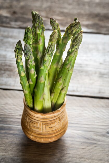 Stelletje verse asperges