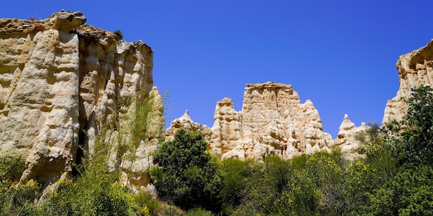 Stenen orgels d'Ille sur Tet Orgues van Ille-sur-Tet fee natuursteen schoorstenen park geologische vindplaats in Zuid-Frankrijk