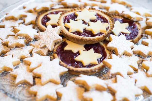 sterren koekje en kleine taartjes