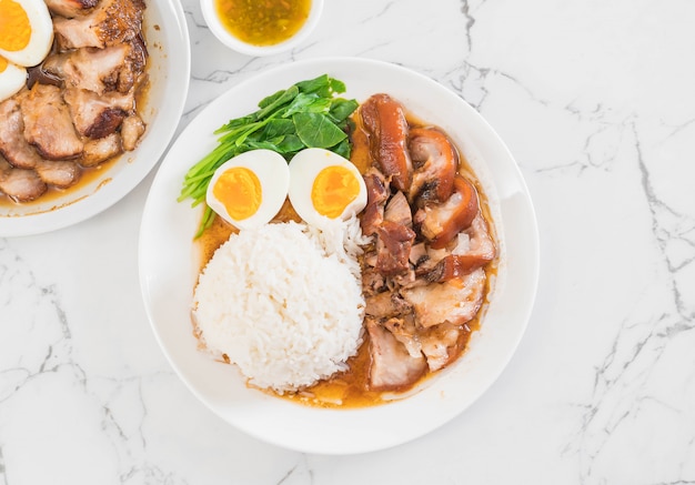 Stewed pork leg with rice