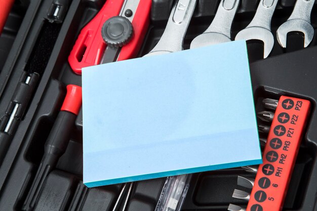 sticky note with tools in the toolbox