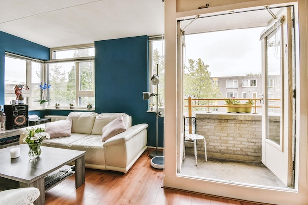 Stijlvolle woonkamer in moderne flat