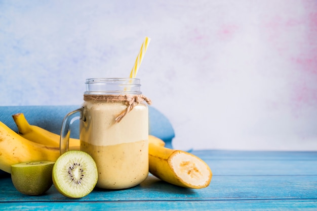 Photo still life of a tasty summer smoothie