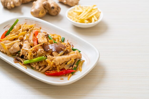 stir-fried chicken with ginger