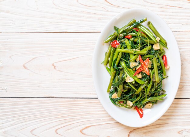 Stir-fried chinese morning glory