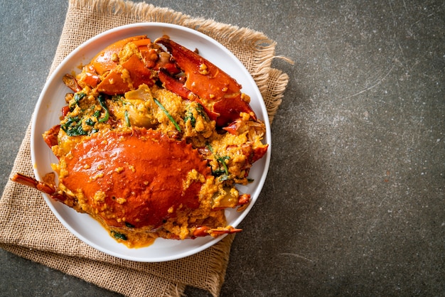 Stir Fried Crab with Curry Powder