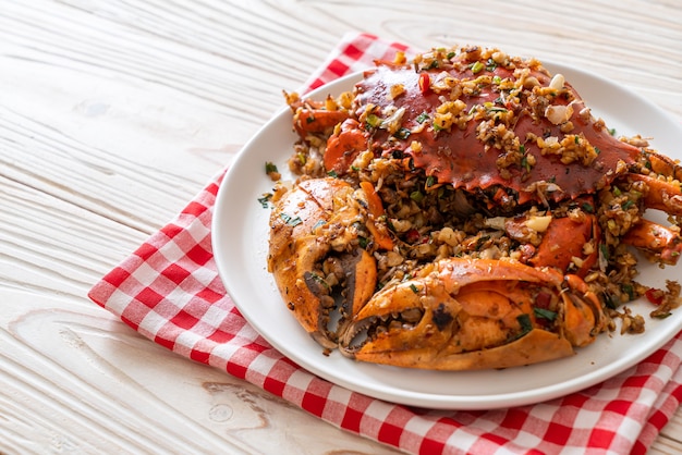 Stir Fried Crab with Spicy Salt & Pepper - Seafood style