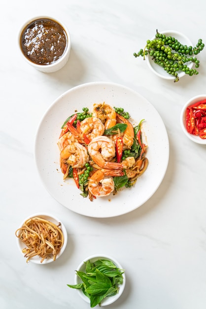 stir fried holy basil with shrimps and herb