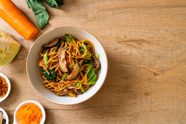 Stir-fried noodles with vegetables in asian style