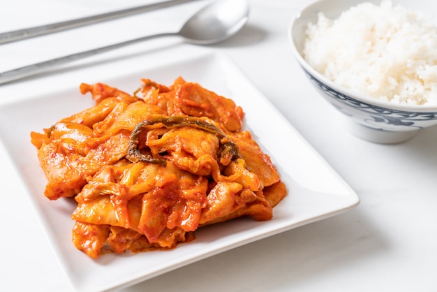 stir-fried pork with kimchi