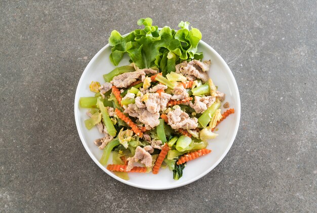 Stir-Fried Shanghai Noodle with Pork