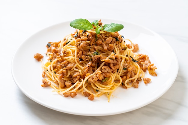 stir fried spaghetti with minced pork and basil