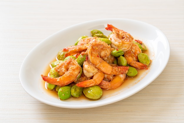 Stir-Fried Twisted Cluster Bean with Shrimp - Thai food style