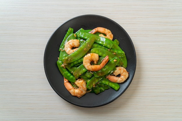 StirFried Green Peas with Shrimp