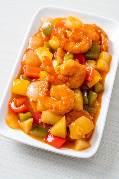 Stirfried sweet and sour with fried shrimp