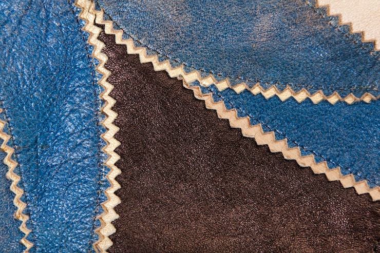 फोटो stitched leather pieces