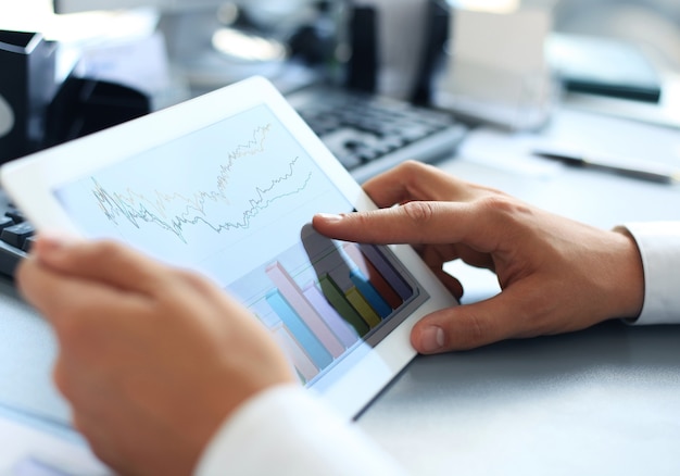 stock market graphs monitoring