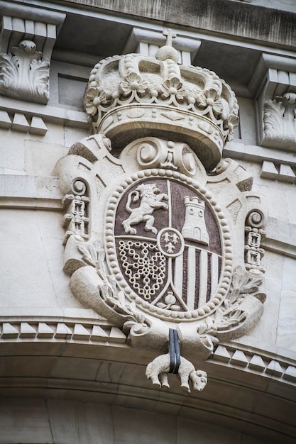 stone shield, Spanish city of Valencia, Mediterranean architecture