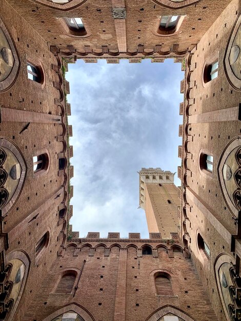 Foto pietra e cielo