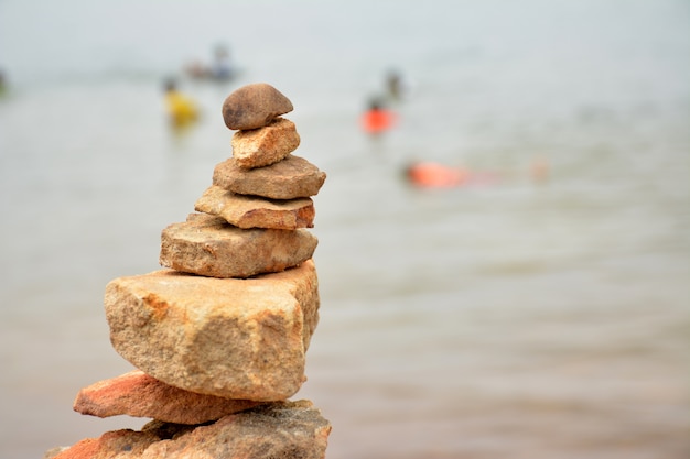 stones are arranged in layers.