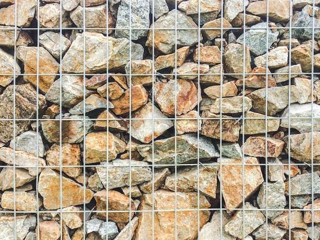 금속 와이어 케이지, 돌 gabion 벽에 돌.