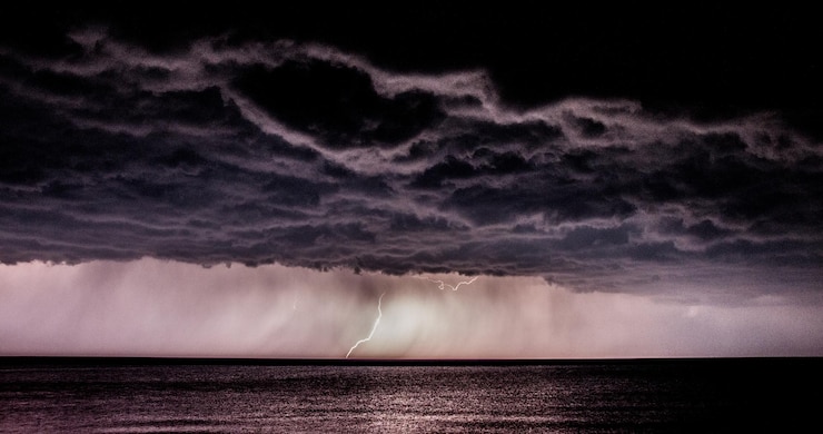 Photo 海上の嵐の雲