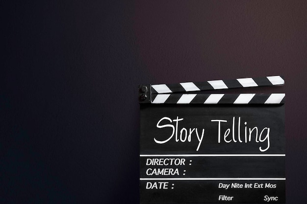 story tellingText title on film slate