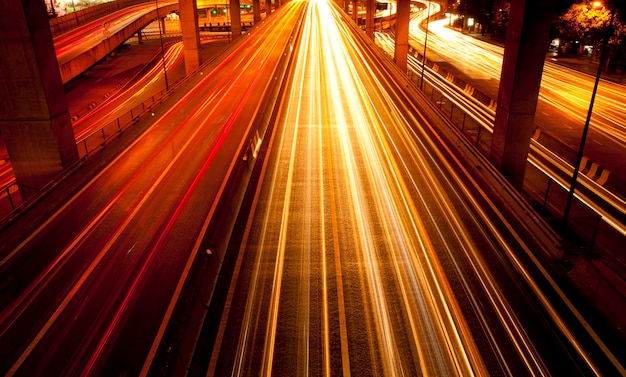 Foto straatverlichting 's nachts