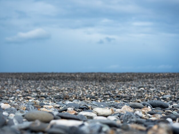 Strand en rots in Hualien, Taiwan.