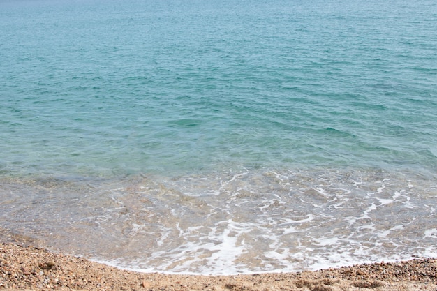 Strand in de middellandse zee, catalonië, costa brava spanje