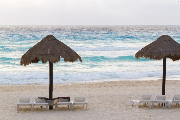 Strand van de Caribische Zee.