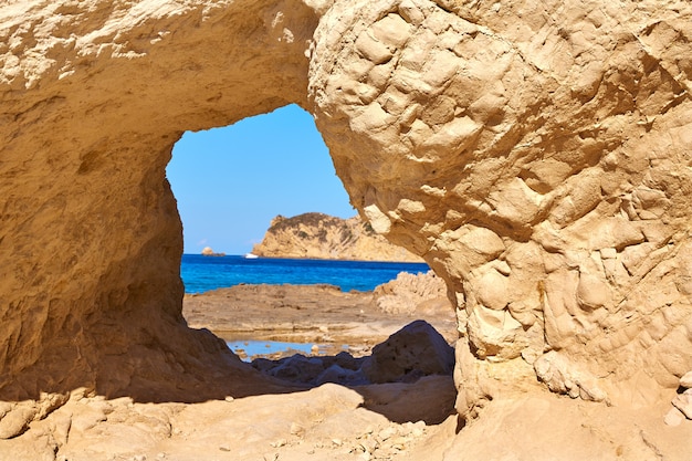 Strand van Javea Xabia Cala Blanca in Alicante, Spanje