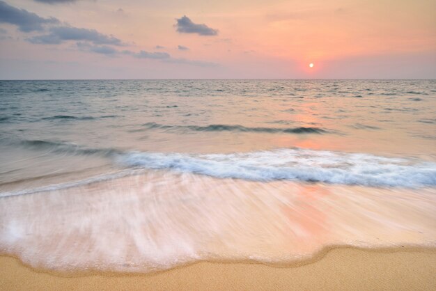 Strand zonsondergang