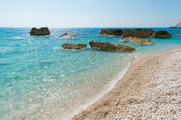 Stranden op Lefkada in Griekenland Porto Katsiki strand