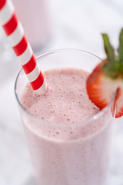 Strawberry banana smoothie