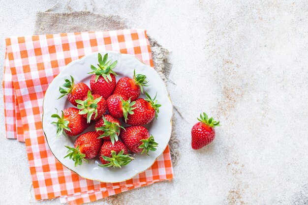 Strawberry fresh fruit berries