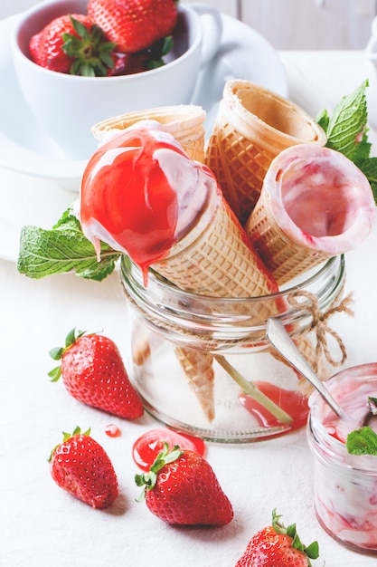 Strawberry ice cream