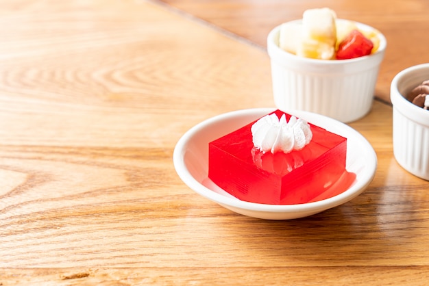 strawberry jelly with white cream