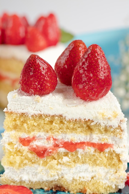 Strawberry pie garnished with fresh strawberries homemade strawberries cake