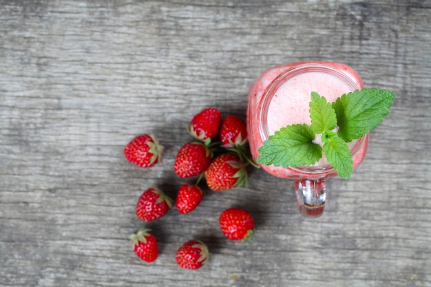 Strawberry smoothie with mint