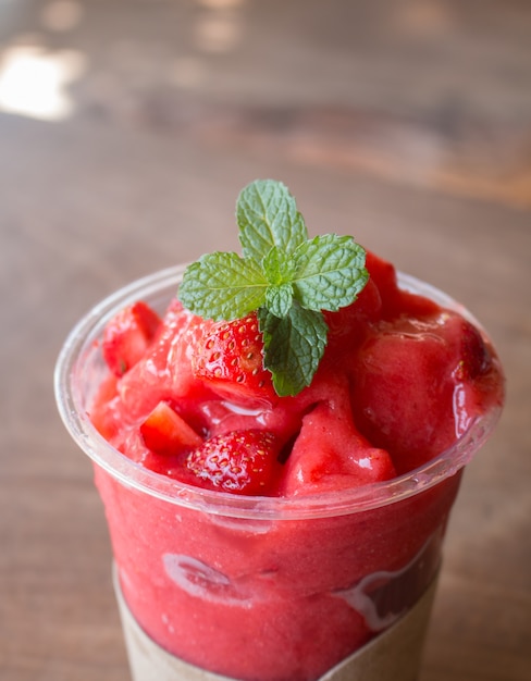 Strawberry smoothies 