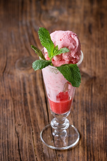 Strawberry sorbet with mint